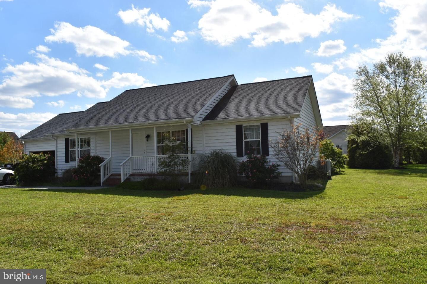 Property Photo:  31008 Oak Leaf Drive  DE 19958 