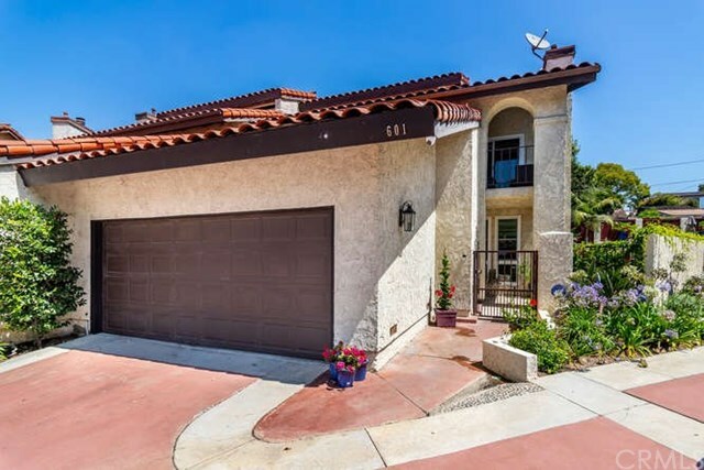 Property Photo: 601 Avery Place CA 90807