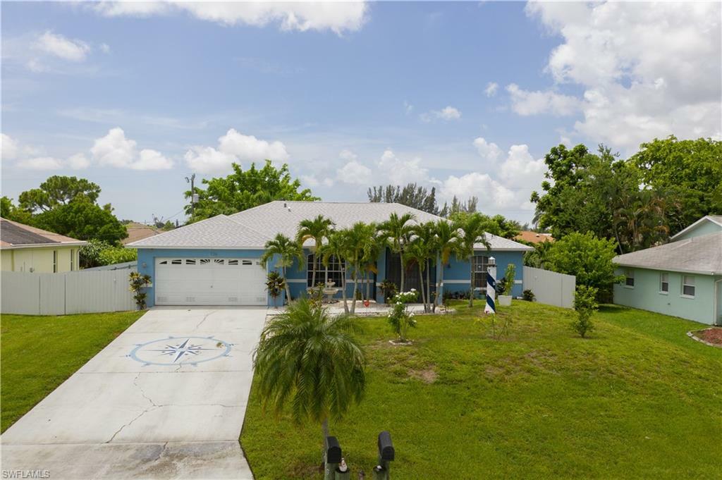 Property Photo:  926 SW 35th Terrace  FL 33914 