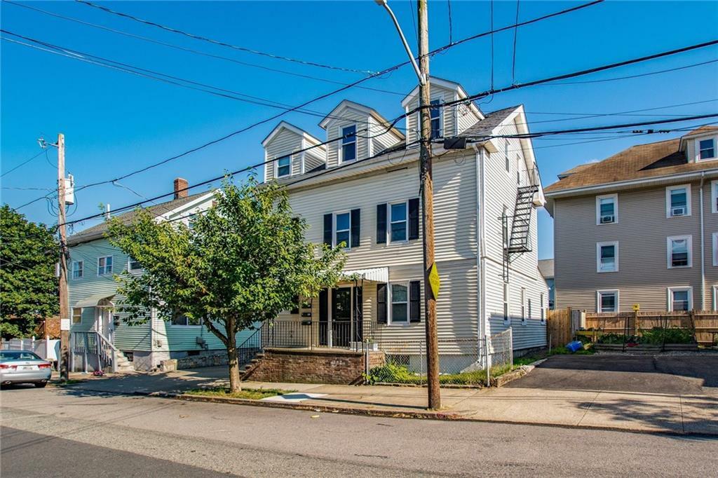 Property Photo:  5 Trenton St  RI 02906 