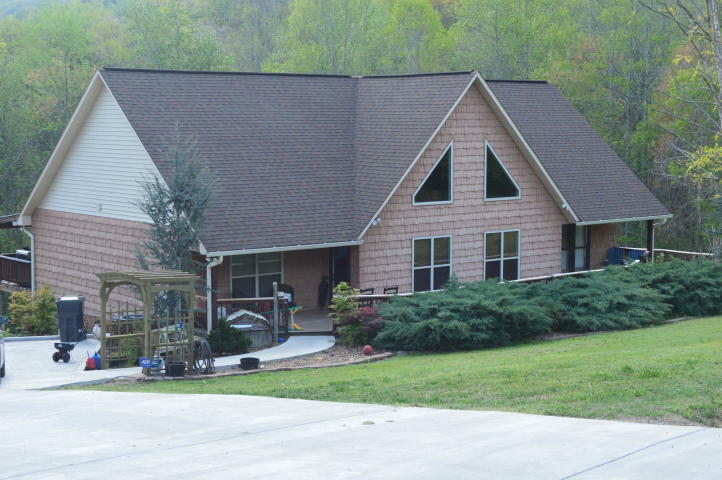 Property Photo:  780 Cliffside Rd  TN 37367 