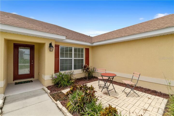 Property Photo: 1632 Doves View Circle FL 33823