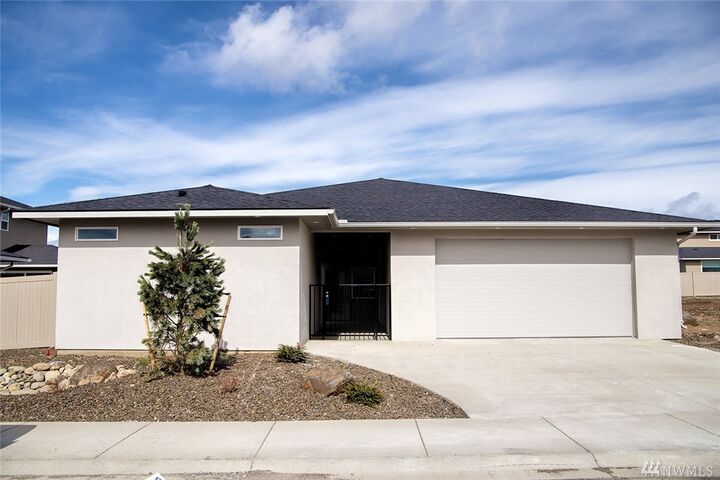 205 E Stanford Avenue  Ellensburg WA 98926 photo