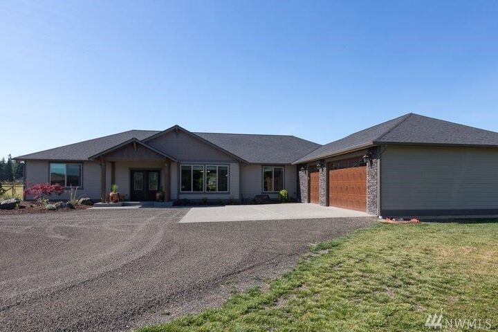 Property Photo: 73 Sable Court WA 98382