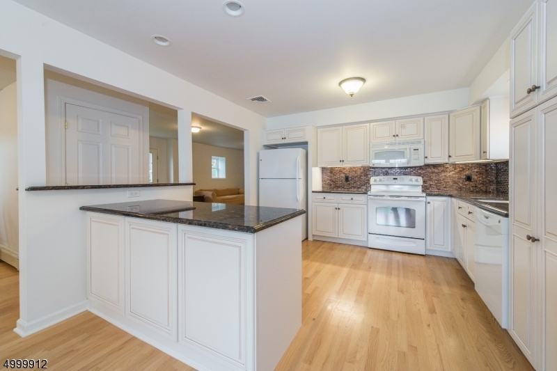 Property Photo: 305 Kingsland Rd NJ 07850