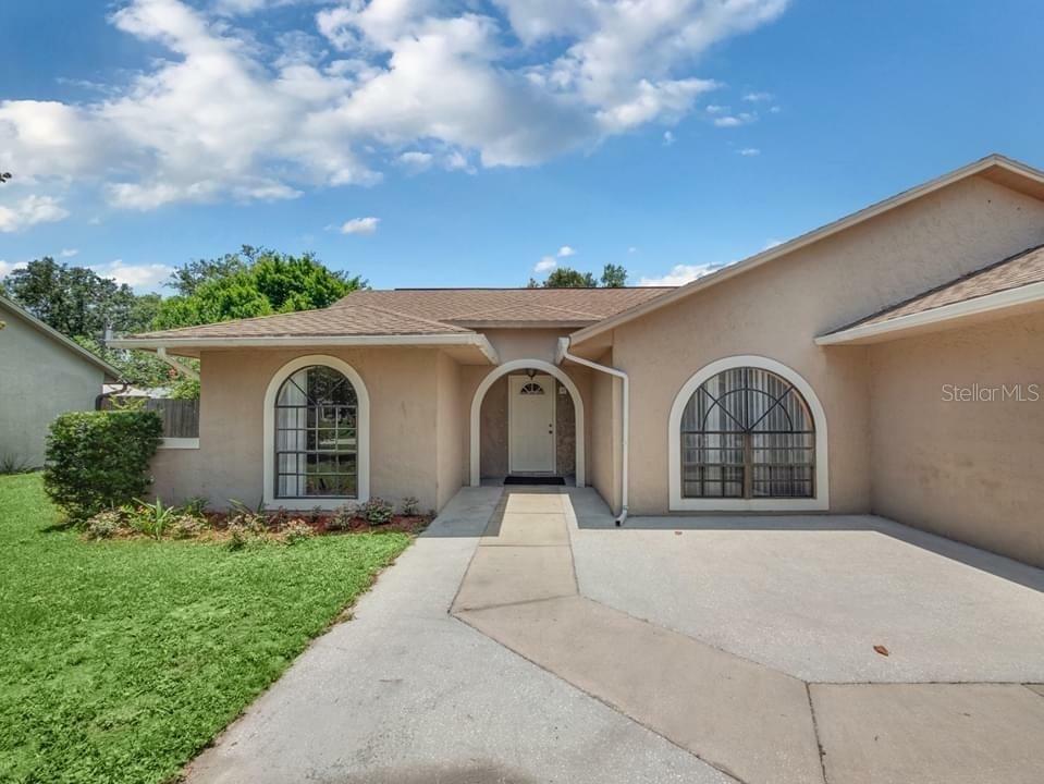 Property Photo: 1574 Dublin Road FL 32738