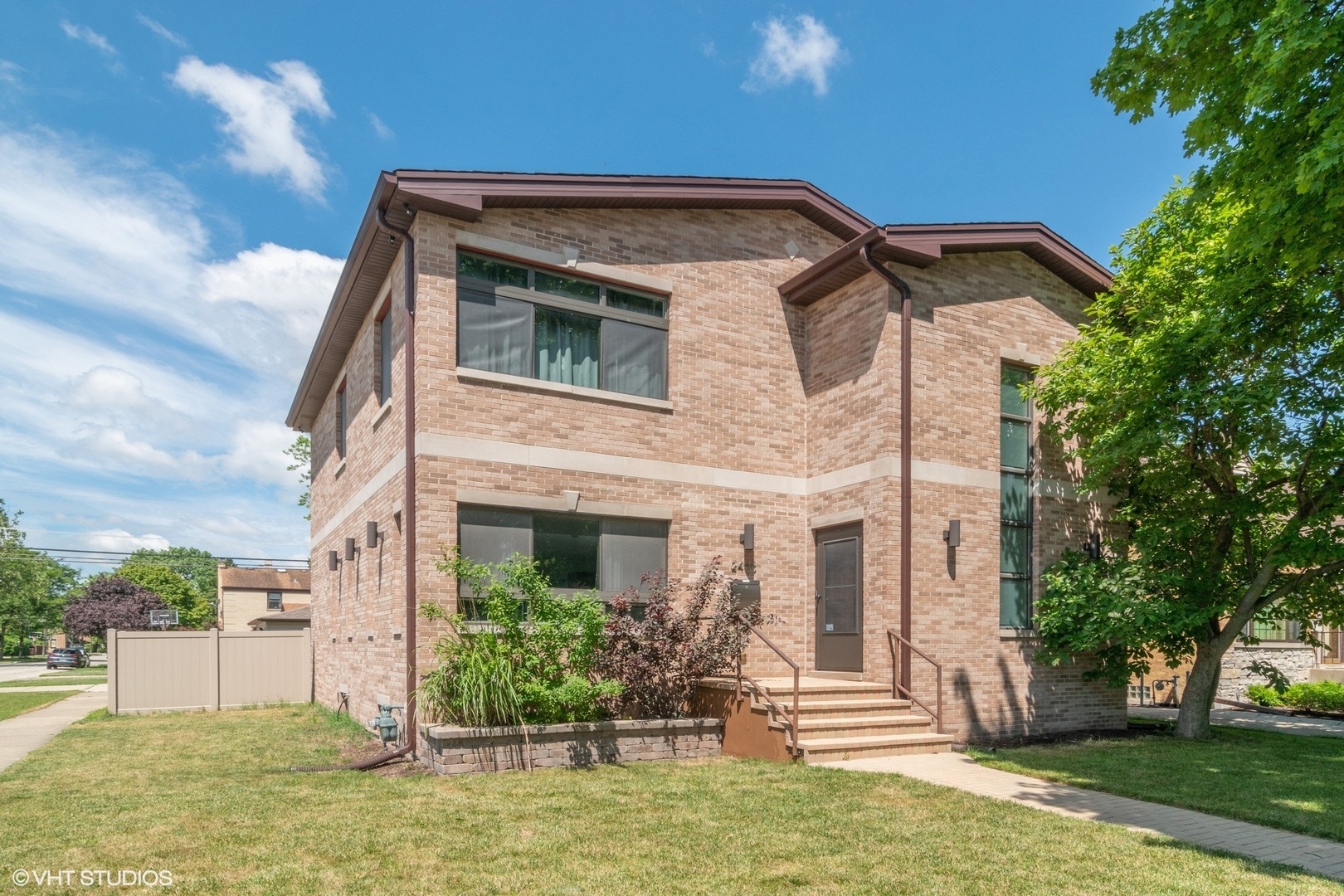 Property Photo: 2458 South 5th Avenue IL 60546