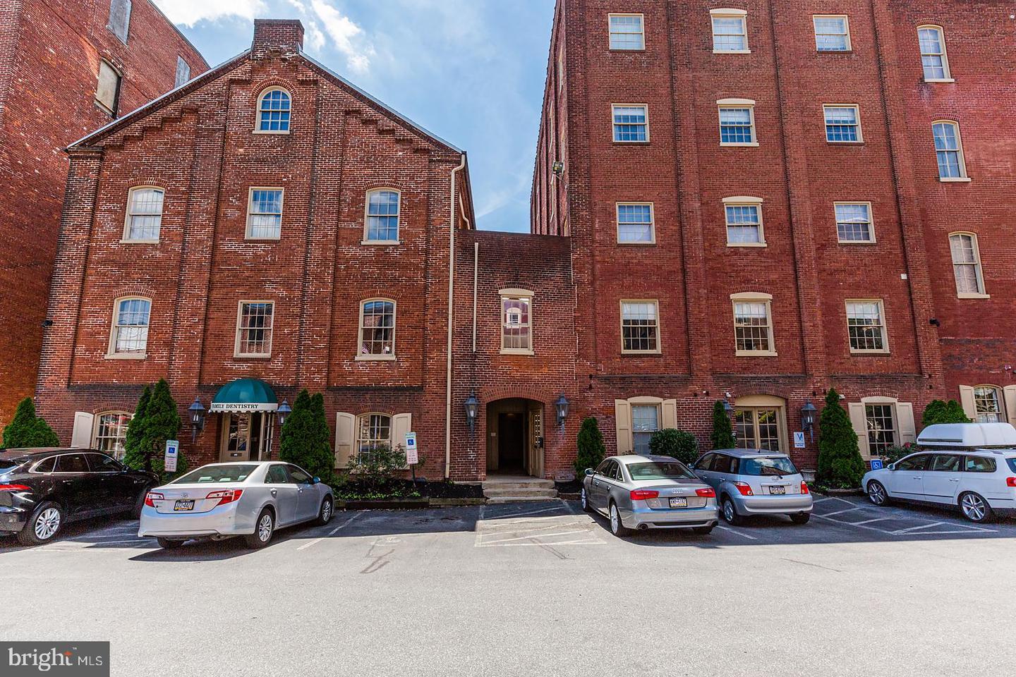 Property Photo: 231 N Shippen Street 134 PA 17602
