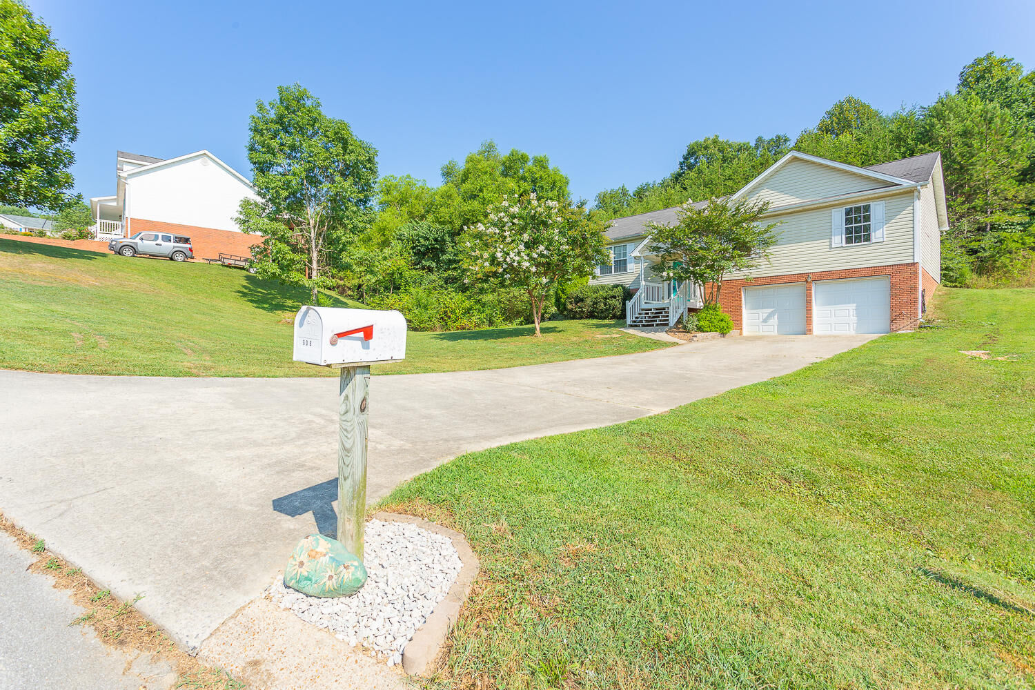 Property Photo: 908 Clay Hill Drive TN 37379
