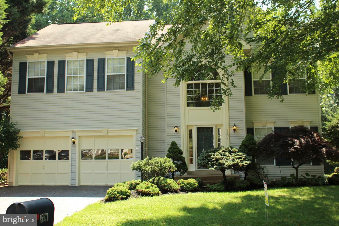 Property Photo:  15571 Fancy Farm Court  VA 20112 