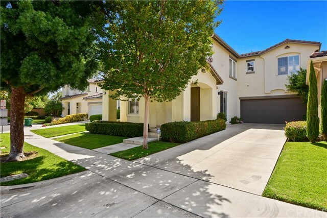 Property Photo:  8 Quail Bush  CA 92618 