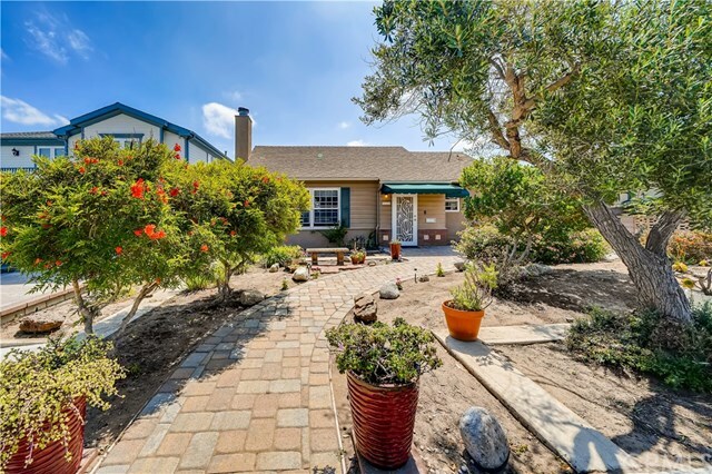 Property Photo:  832 Bungalow Drive  CA 90245 