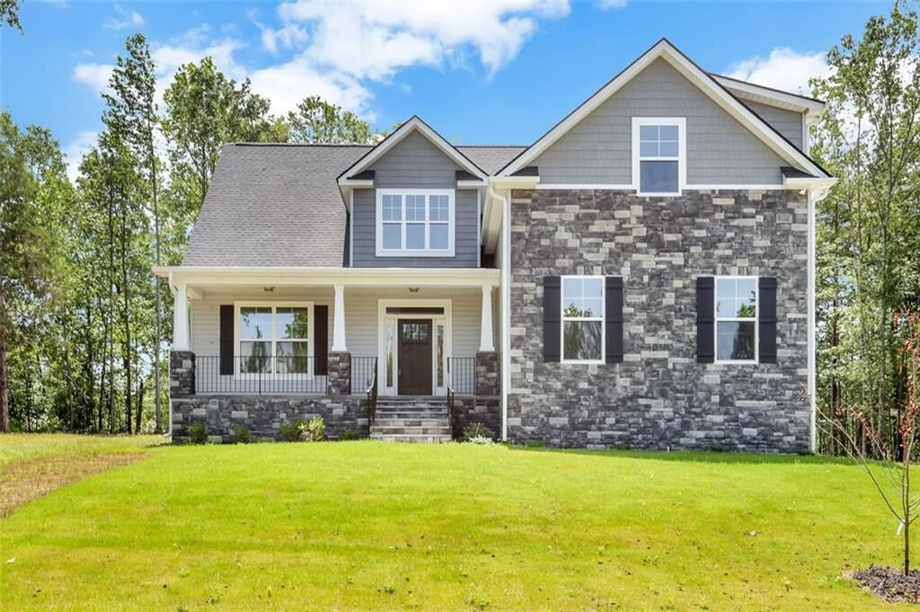 Property Photo: 109 McKenna Drive SC 29669