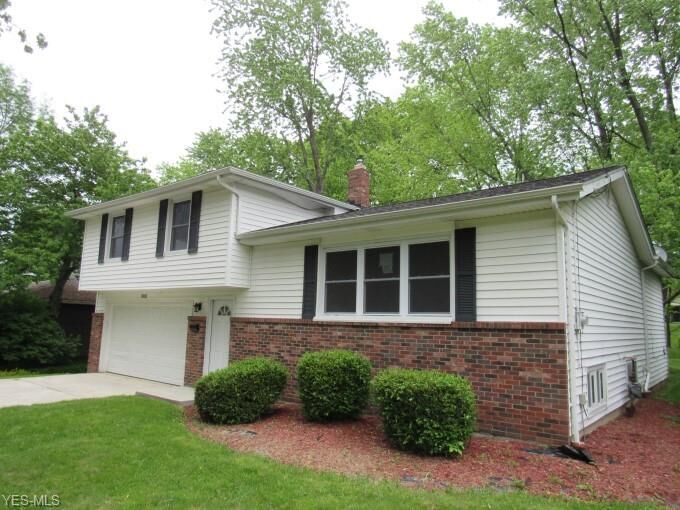 Property Photo:  9331 Fairfield Drive  OH 44087 