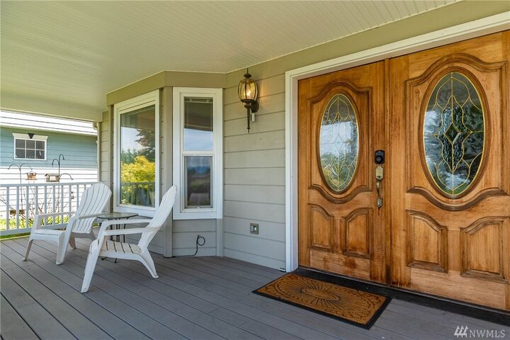 Property Photo:  1925  Pinecrest Avenue  WA 98239 