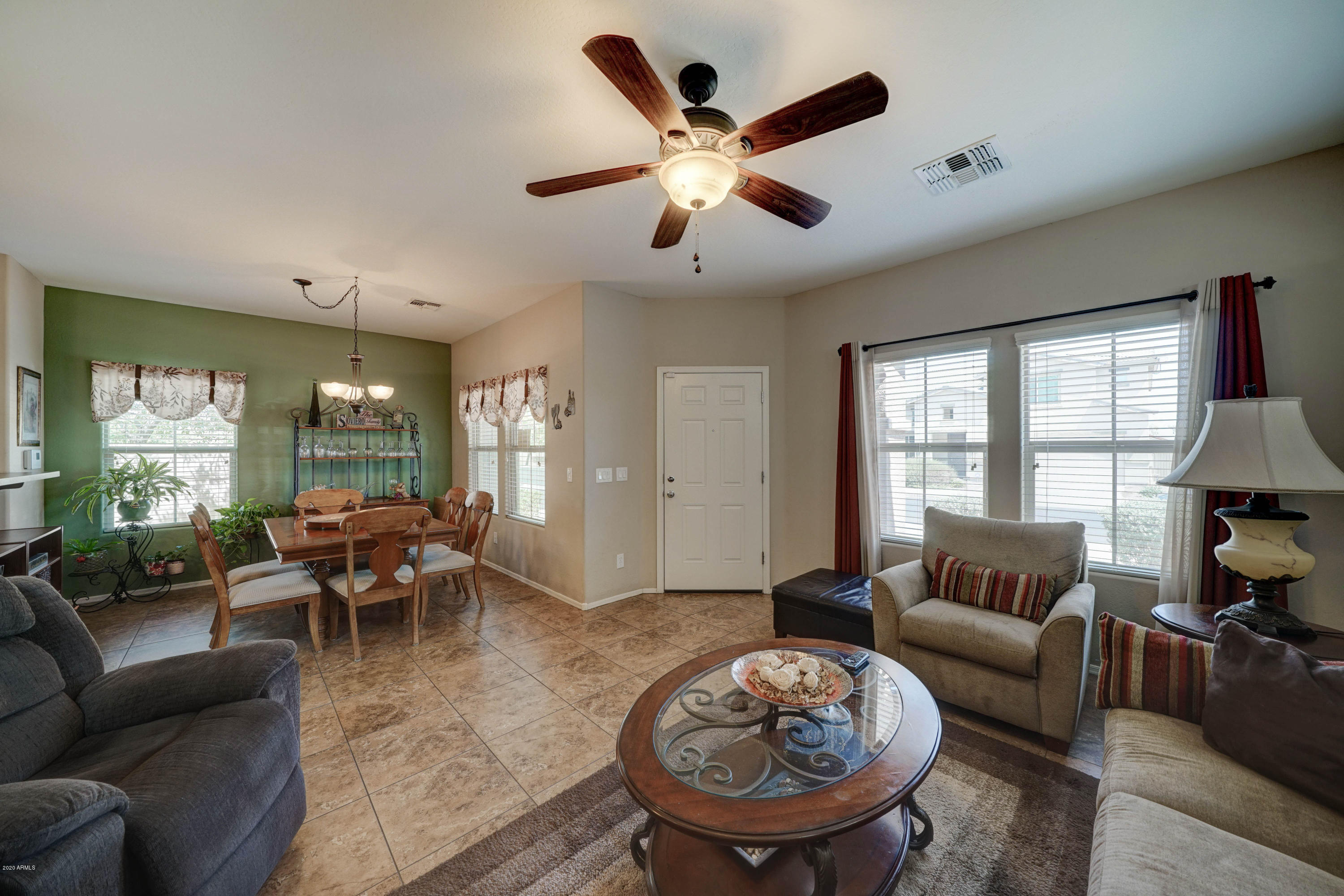 Property Photo:  9323 S 33 Rd Glen  AZ 85339 