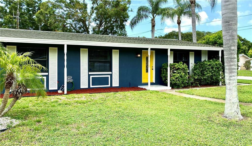 Property Photo:  1381 Lime Street  FL 33756 