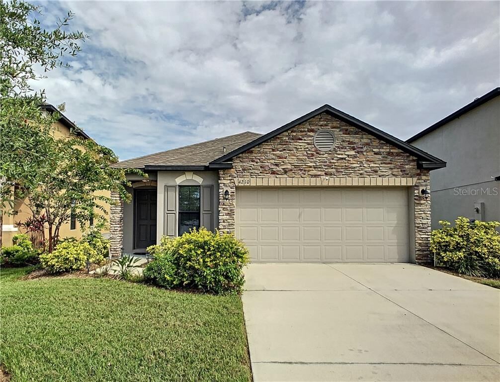 Property Photo:  4210 Lindever Lane  FL 34221 
