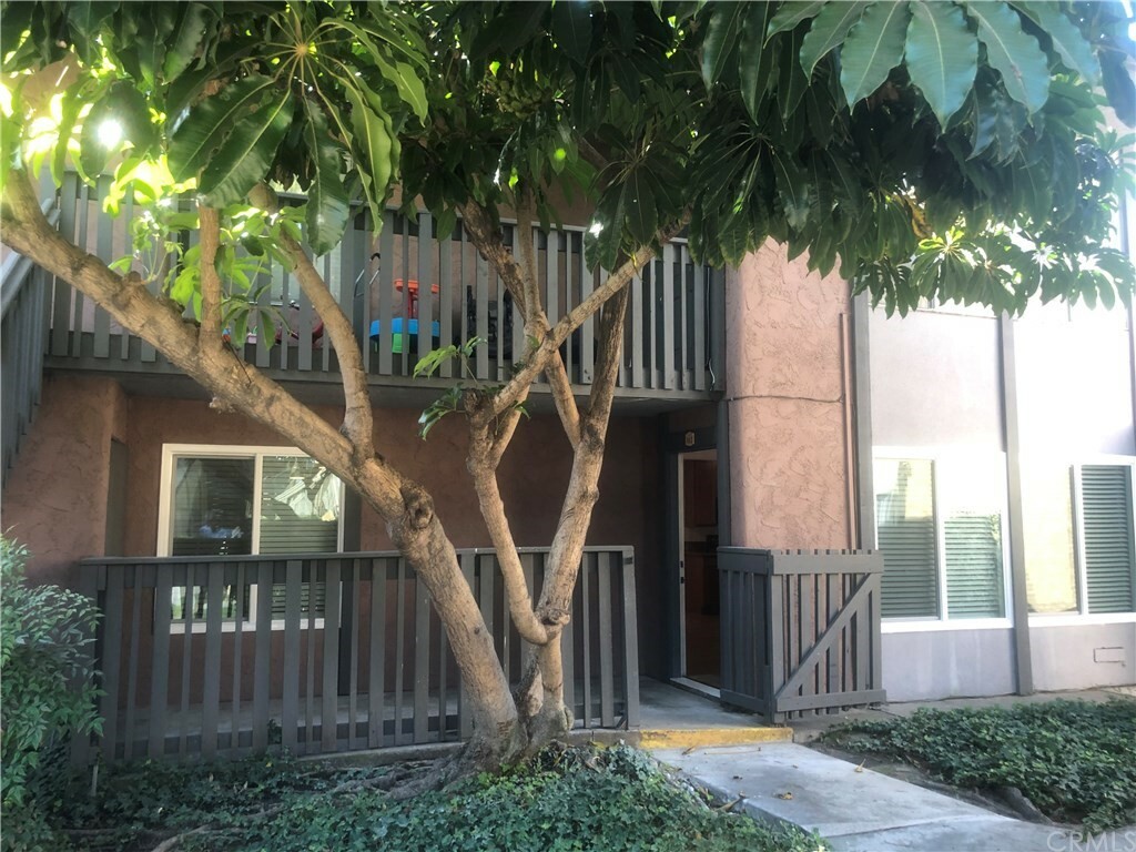 Property Photo:  1117 Sepulveda Boulevard 2-102  CA 90502 