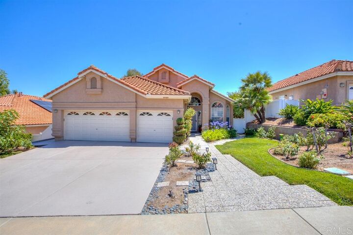 Property Photo: 1029 Funquest Dr CA 92028