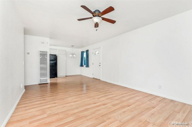 Property Photo:  868 E Alvarado 2  CA 92028 