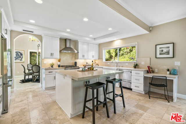 Property Photo: 28905 W Beach Ln CA 90265