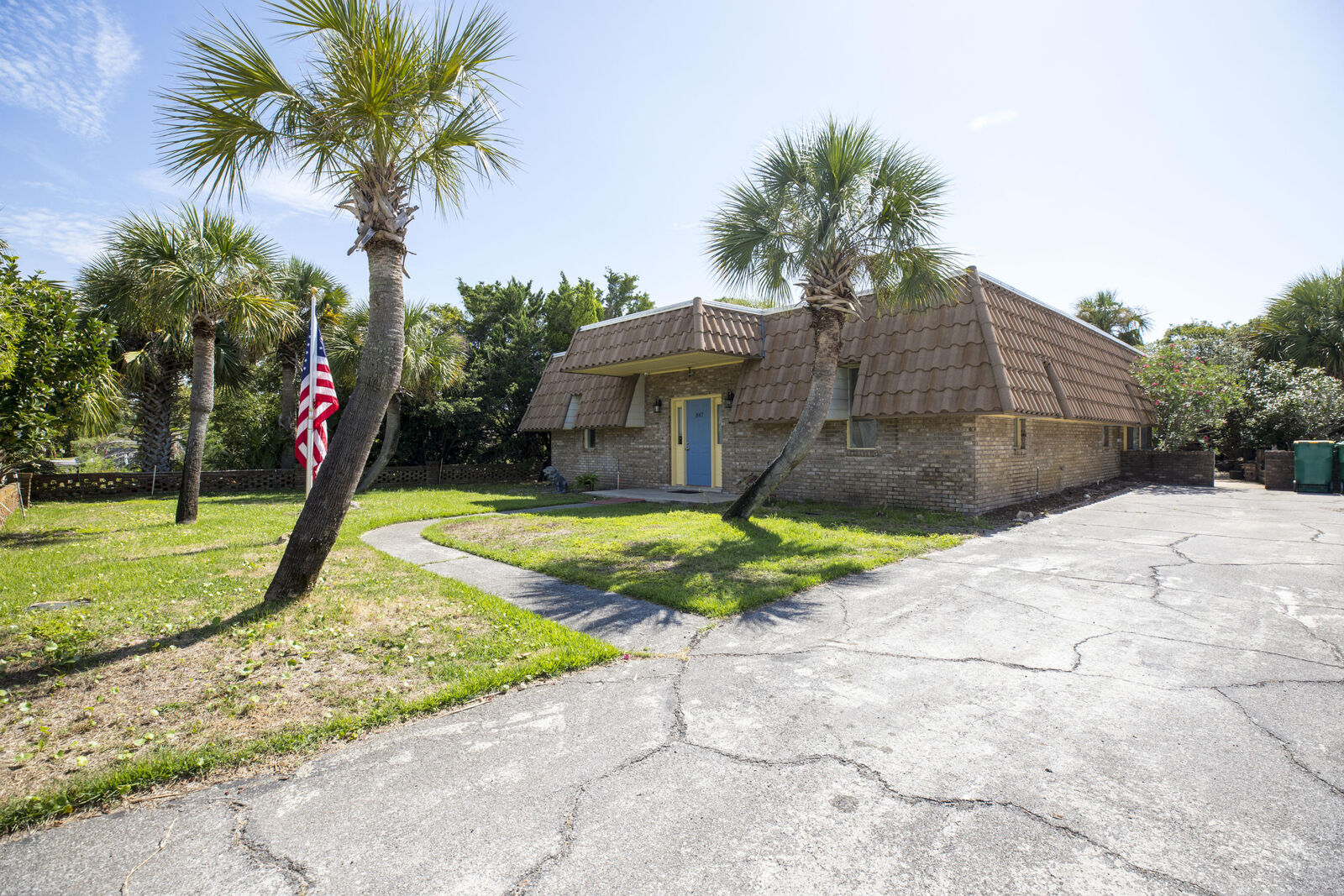 Property Photo: 847 Tropic Avenue FL 32548