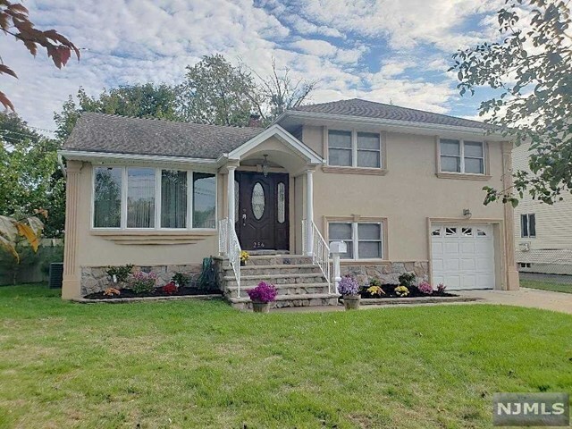 Property Photo:  256 Roosevelt Avenue  NJ 07407 