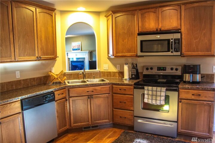Property Photo:  1613 N Astor Court  WA 98802 