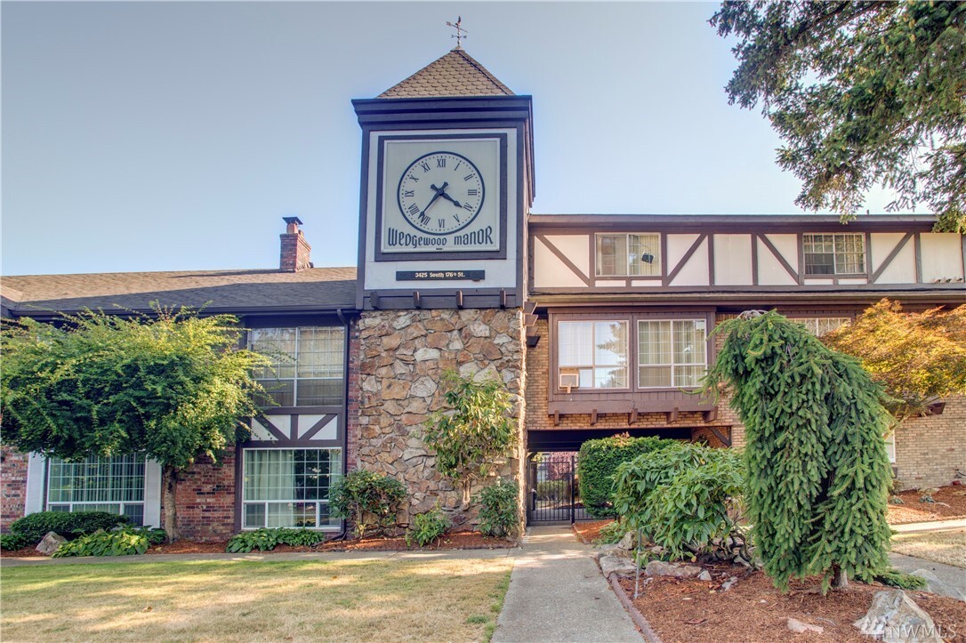 Property Photo:  3425 S 176th Street 263  WA 98188 