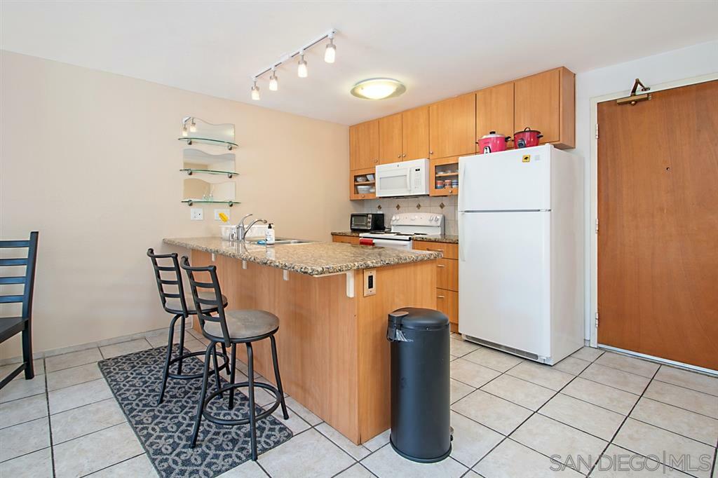 Property Photo:  8308 Regents Rd 1C  CA 92122 