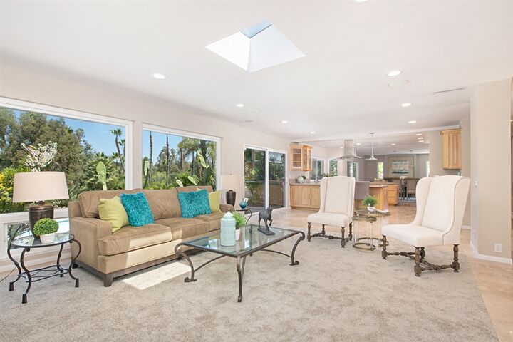 Property Photo:  13409 Calle Colina  CA 92064 