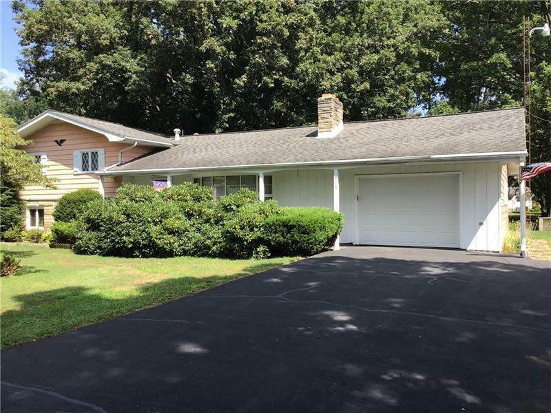 Property Photo:  4115 Wynwood Dr  PA 16150 