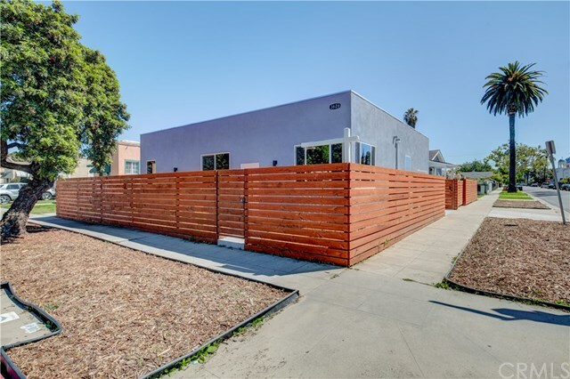 Property Photo:  3626 S Cimarron Street  CA 90018 