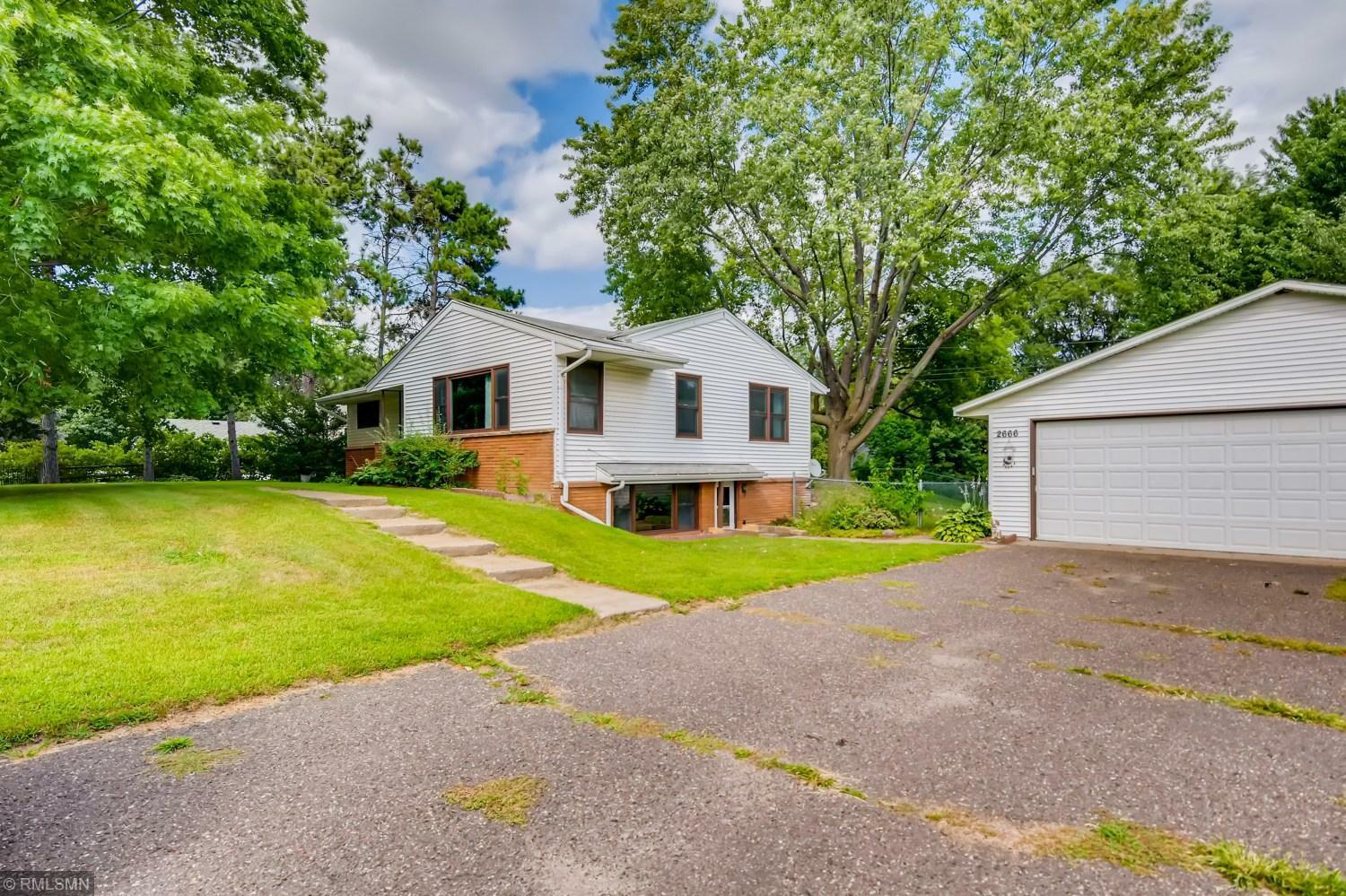 Property Photo:  2666 Hazelwood Street  MN 55109 