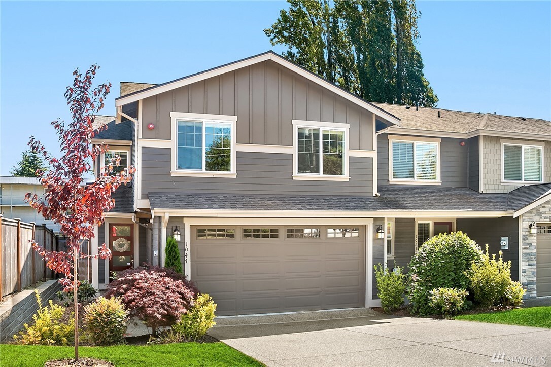 Property Photo: 1047 SW 150th Street WA 98166
