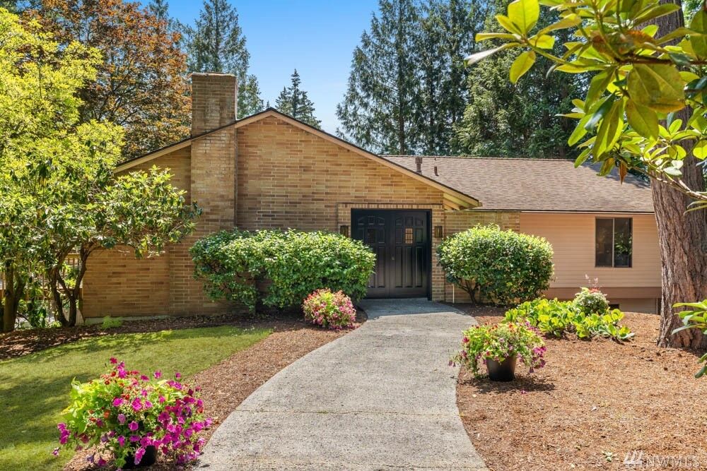 Property Photo:  16727 SE 31st Street  WA 98008 
