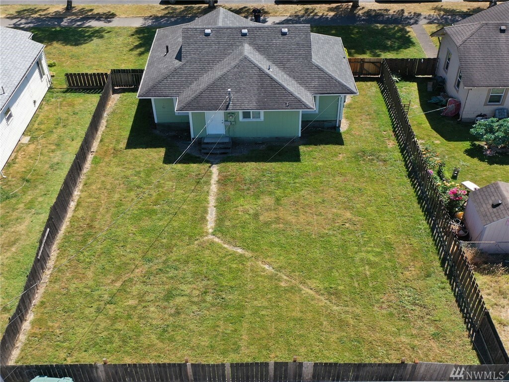 Property Photo:  517 Oregon Wy  WA 98632 