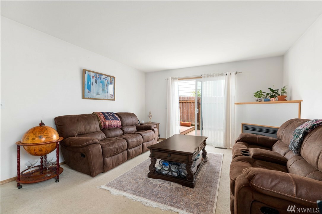 Property Photo:  1043 NE Cordero Place  WA 98277 