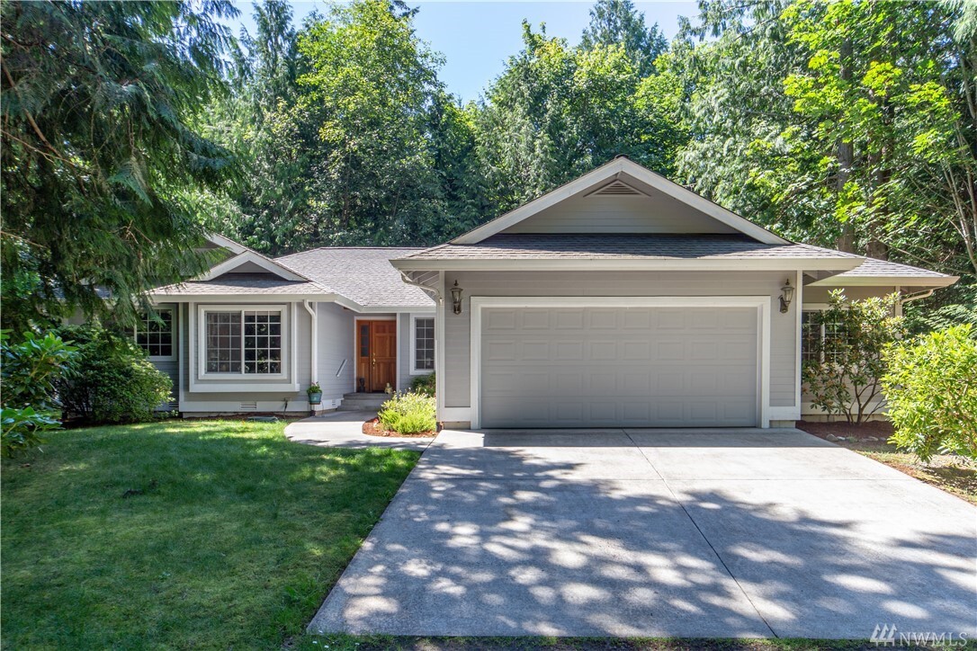 Property Photo: 213 Puget Loop WA 98365