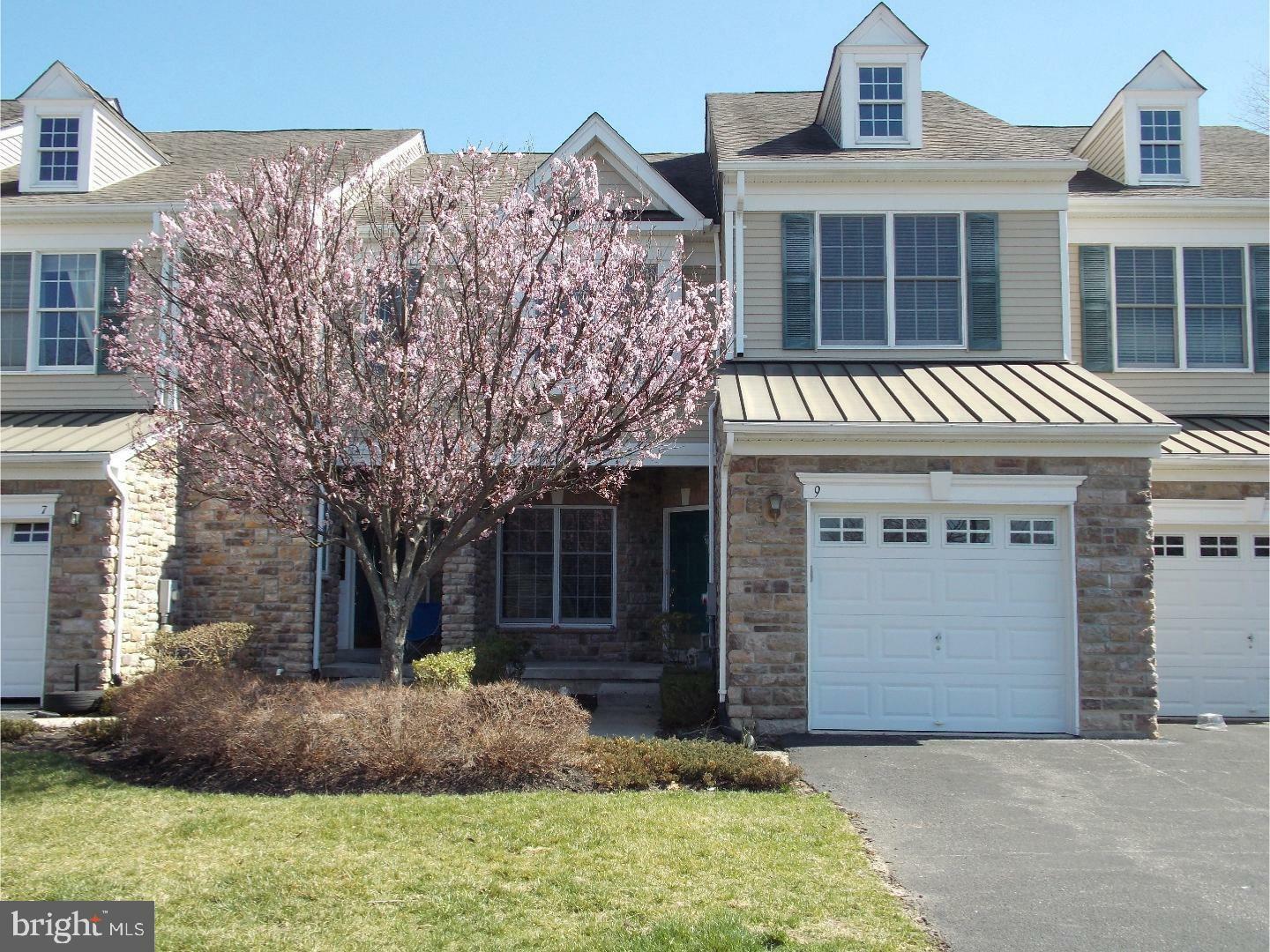 Property Photo:  9 Tree Swallow Drive  NJ 08540 