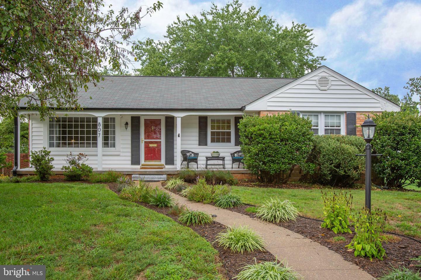 Property Photo:  807 Cornell Street  VA 22401 