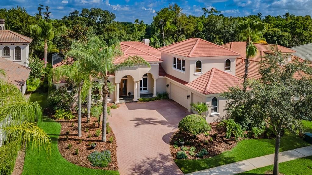 Property Photo: 11930 Royce Waterford Circle FL 33626