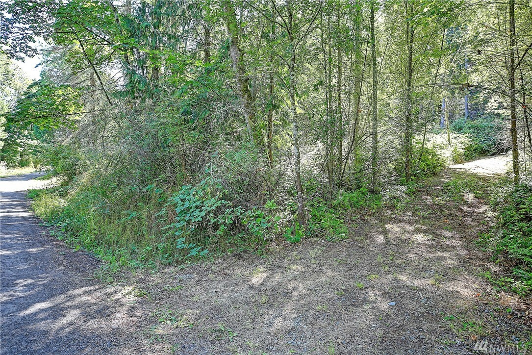 Property Photo:  1801 Forest Hill Rd  WA 98282 