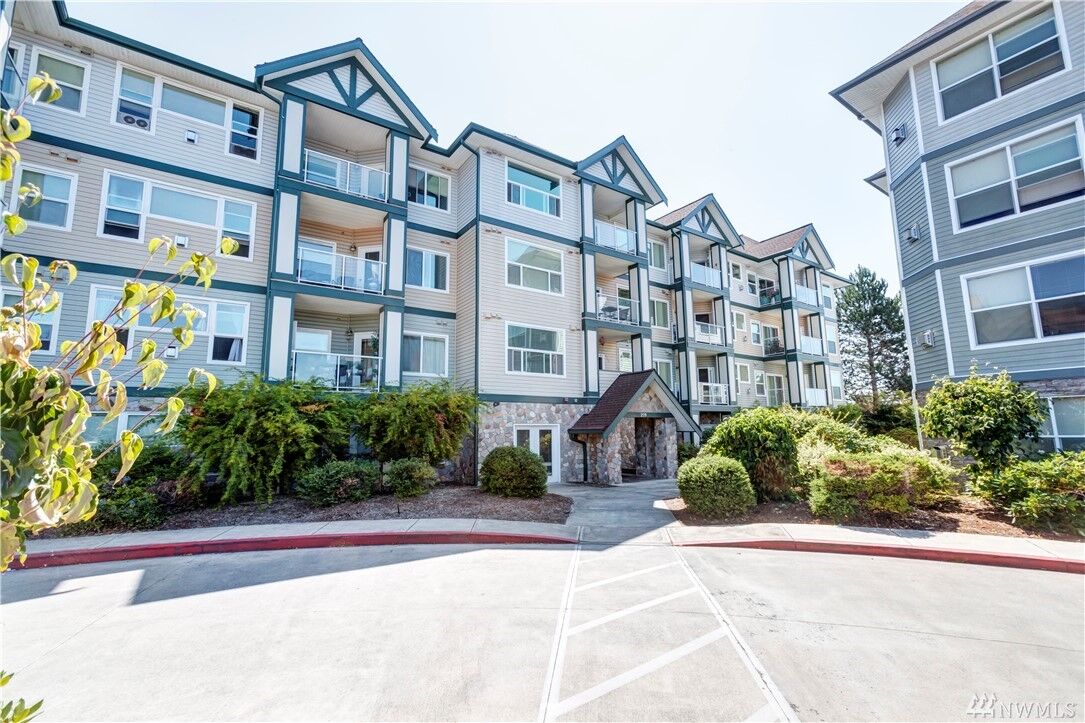 Property Photo:  259 W Bakerview Road C407  WA 98226 