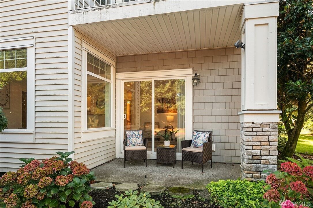 Property Photo:  5825 S 231st St 19-6  WA 98032 