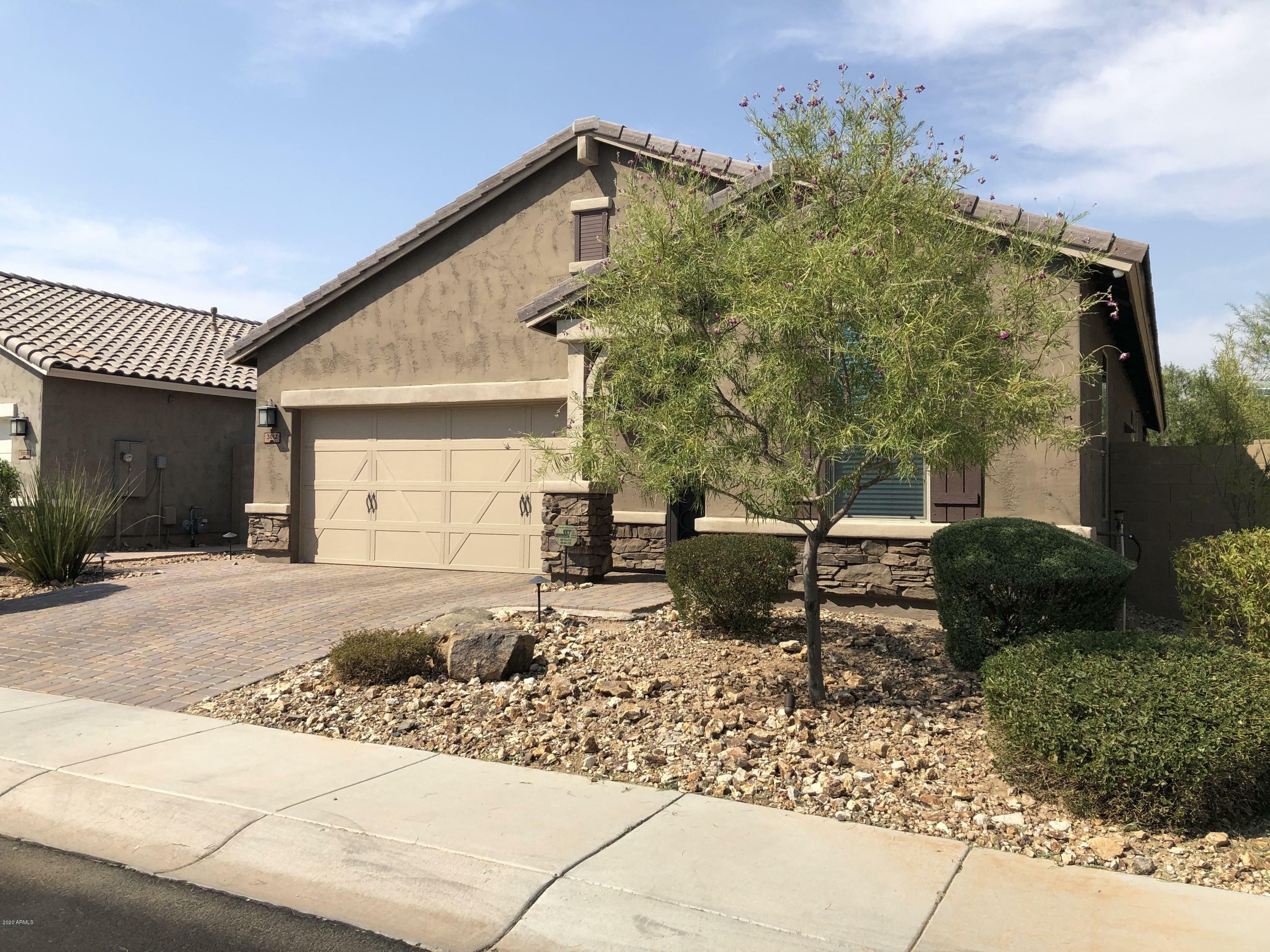 Property Photo:  3012 W Thorn Tree Drive  AZ 85085 