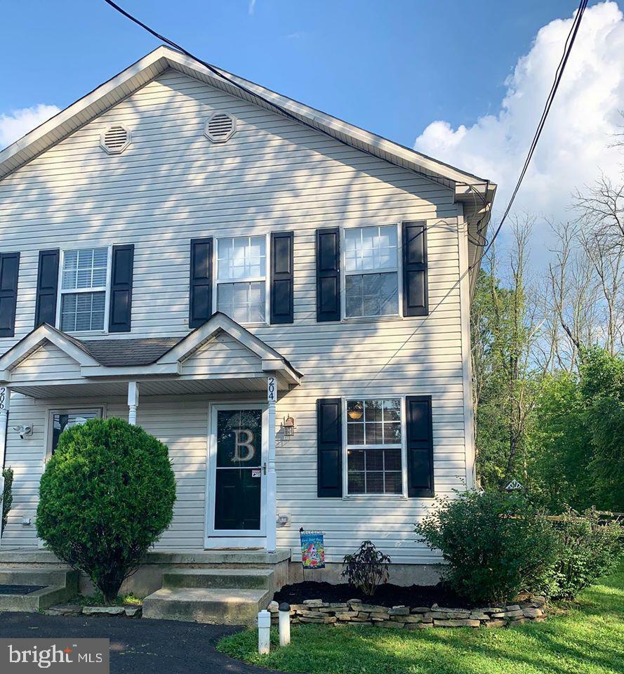 Property Photo:  204 E Park Avenue  PA 18960 