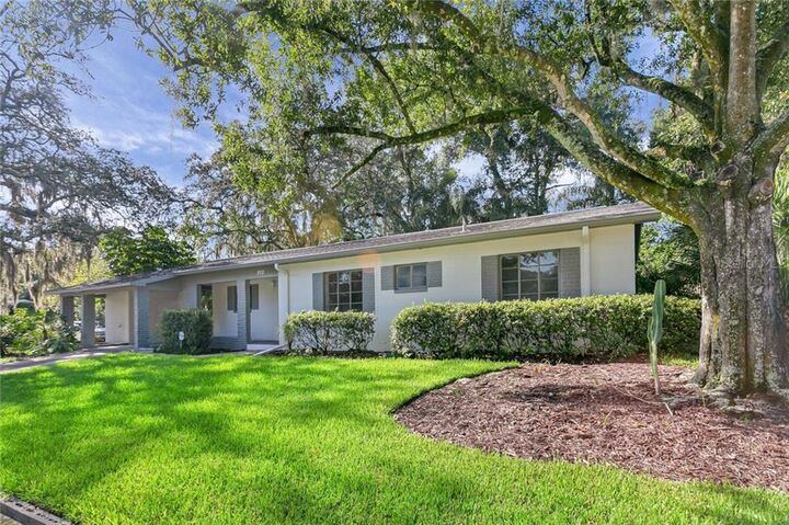Property Photo:  202 W Elm Street  FL 33604 