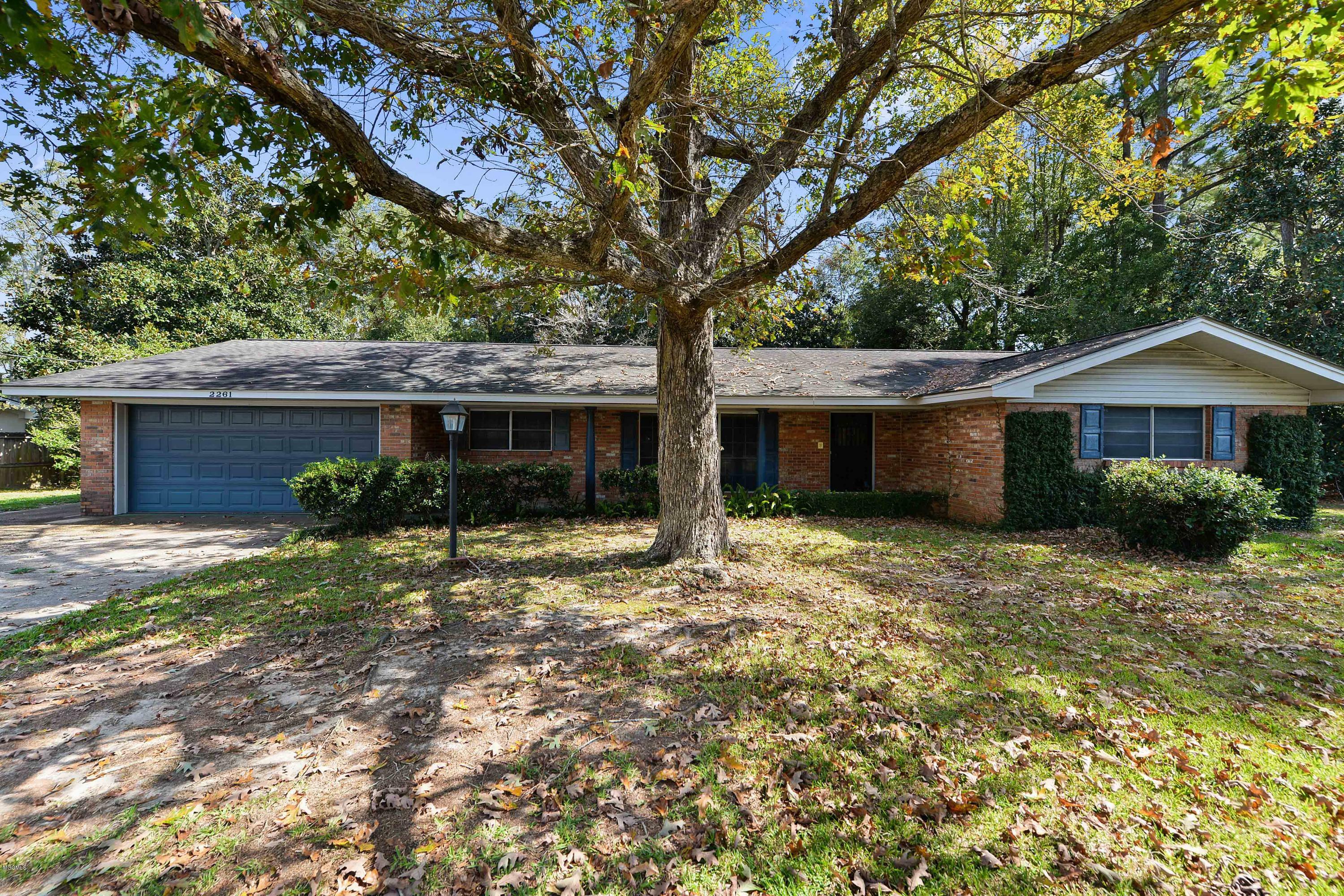 Property Photo:  2261 Popps Ferry Road  MS 39532 